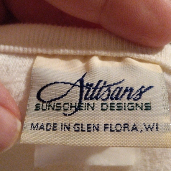 Artisans Sunschein Designs cream fuzzy fleece snowman Ugly Christmas cardigan - Picture 2 of 4